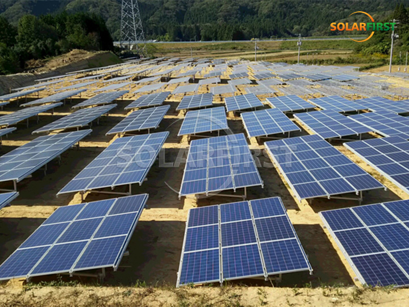 일본의 798KWp 태양광 지상 발전소