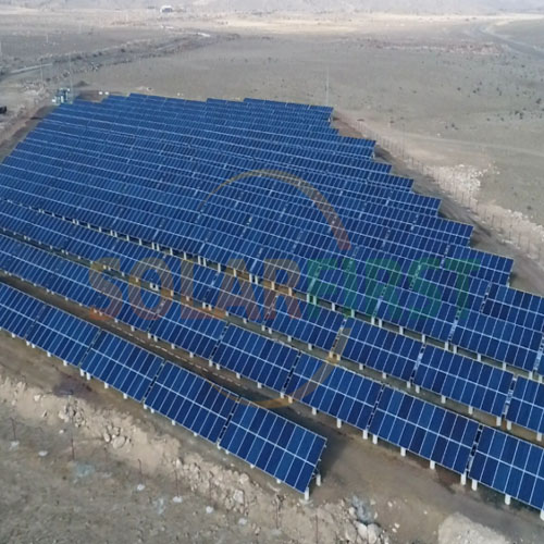 아르메니아 2019에서 1.5mw 태양 땅 설치 프로젝트