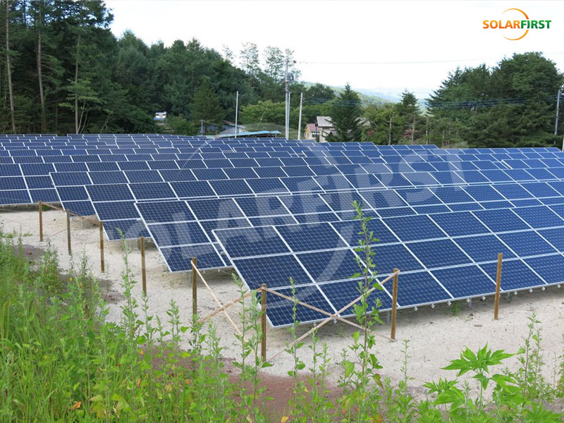 일본 1.32mwp 지상 발전소 프로젝트
